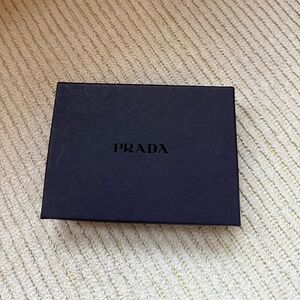 Prada small wallet box - black